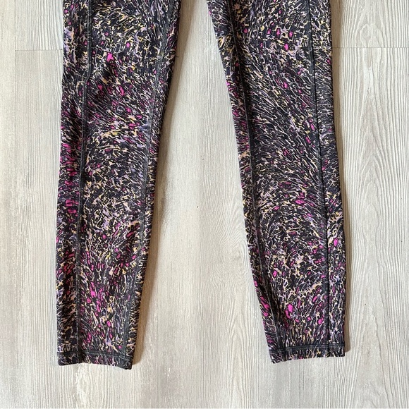 Lululemon Invigorate High-Rise Tight 25" - Picture 6 of 14